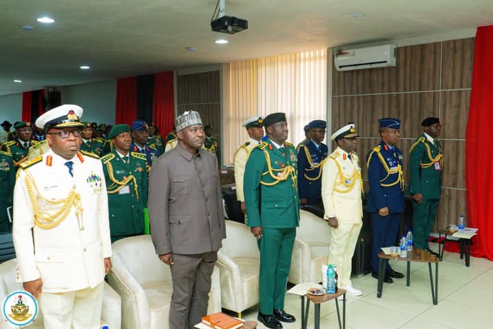 DEFENCE MINISTER FLAGS OFF SENIOR EXECUTIVE CAREER TRANSITION PROGRAMME FOR ARMED FORCES